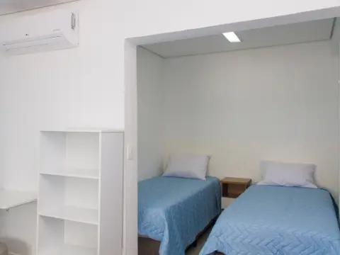 Astúrias Mall Suites: quarto