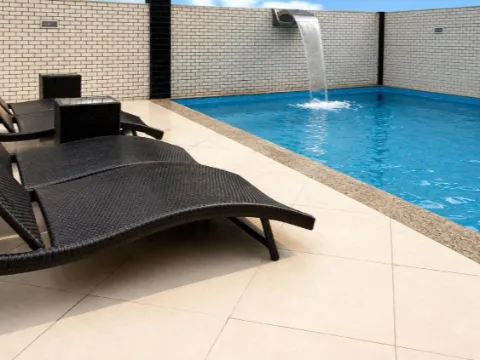 Atlântico Golden Apart Hotel: piscina