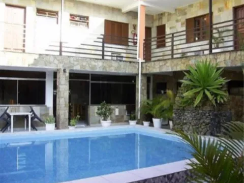Hotel Alaska: piscina