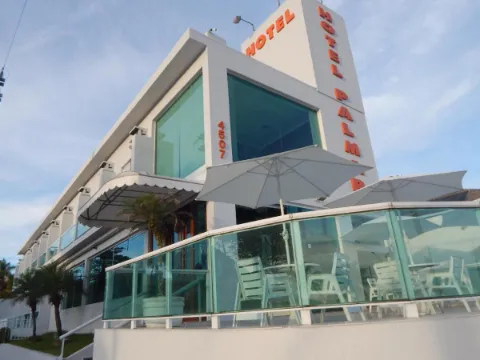 Hotel Palmar: fachada