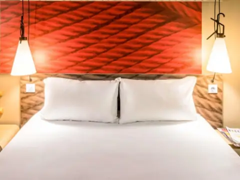 ibis Santos Gonzaga Praia: quarto de casal
