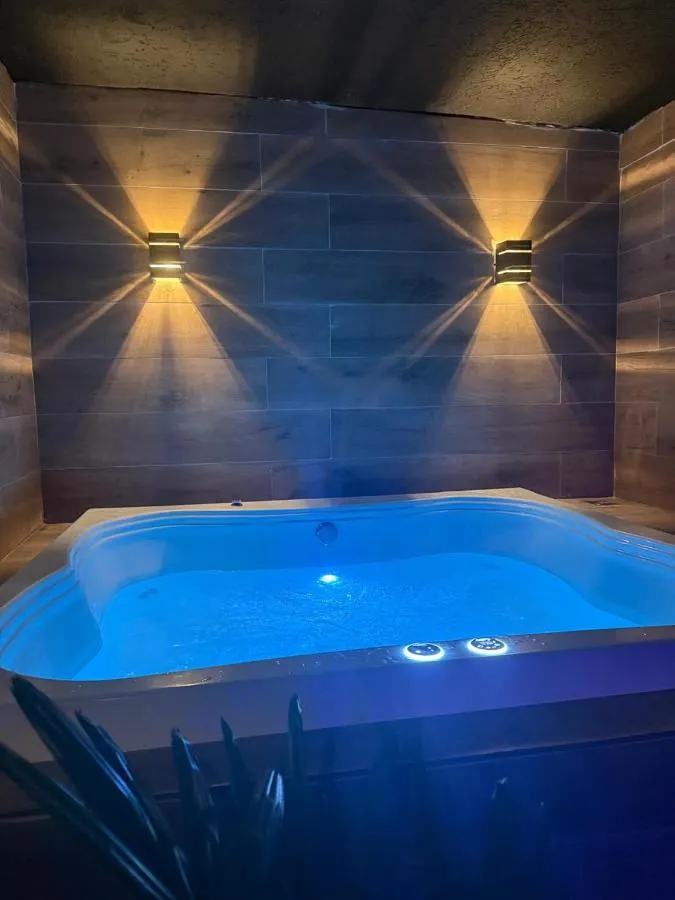 Spa e hidromassagem do Marmeu Pitangueiras (2)