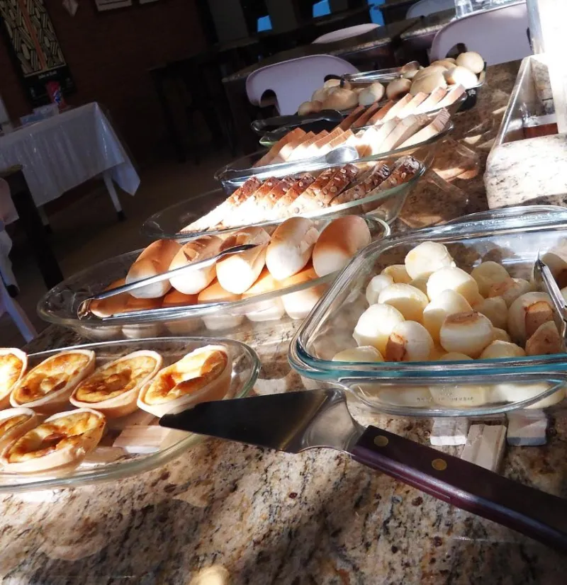 Café da manhã e refeições do Mira Maré Praia Hotel